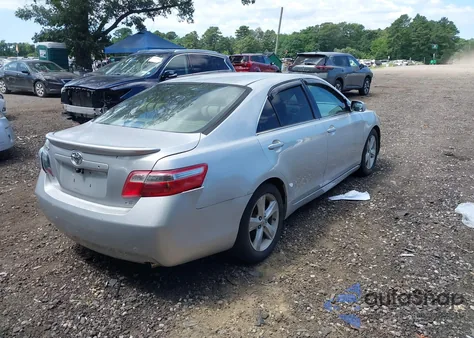2009 Toyota Camry Le z USA, uszkodzony, nr VIN 4T4BE46K99R075281